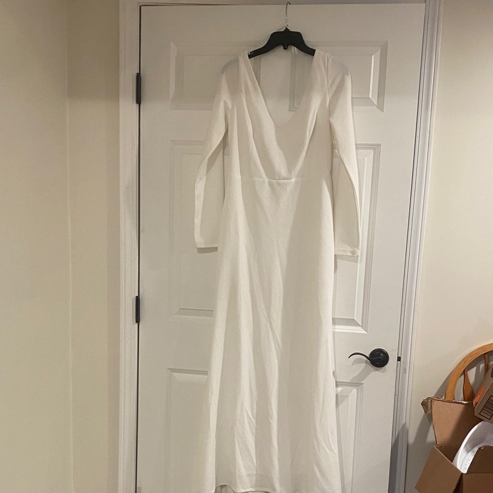 Feeling of Forever White Long Sleeve Mermaid Maxi Dress with lace veil